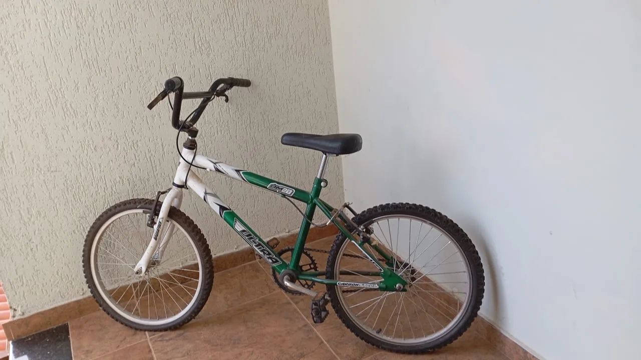 Bicicleta infantil usada