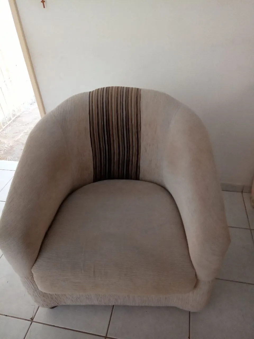 Poltrona Confortável e Elegante