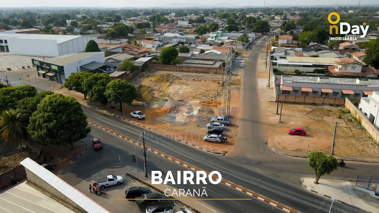 Terreno de Esquina de 899m² - Caranã