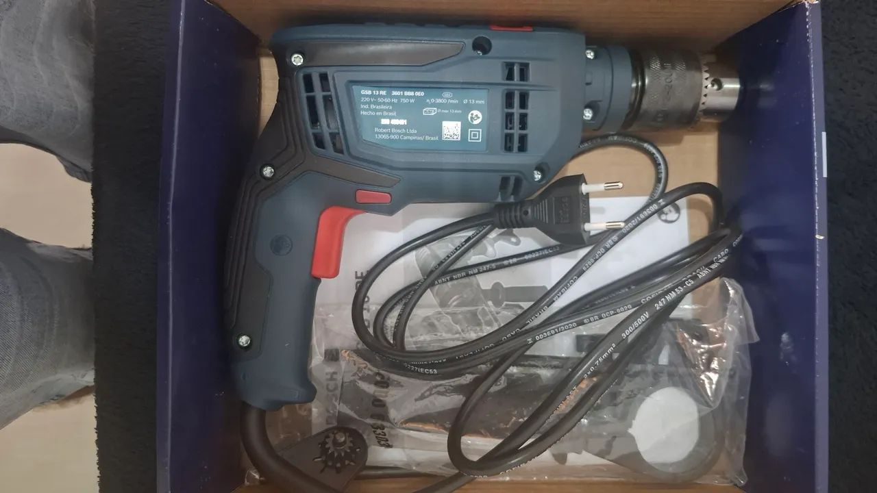 Furadeira 64840852424962122