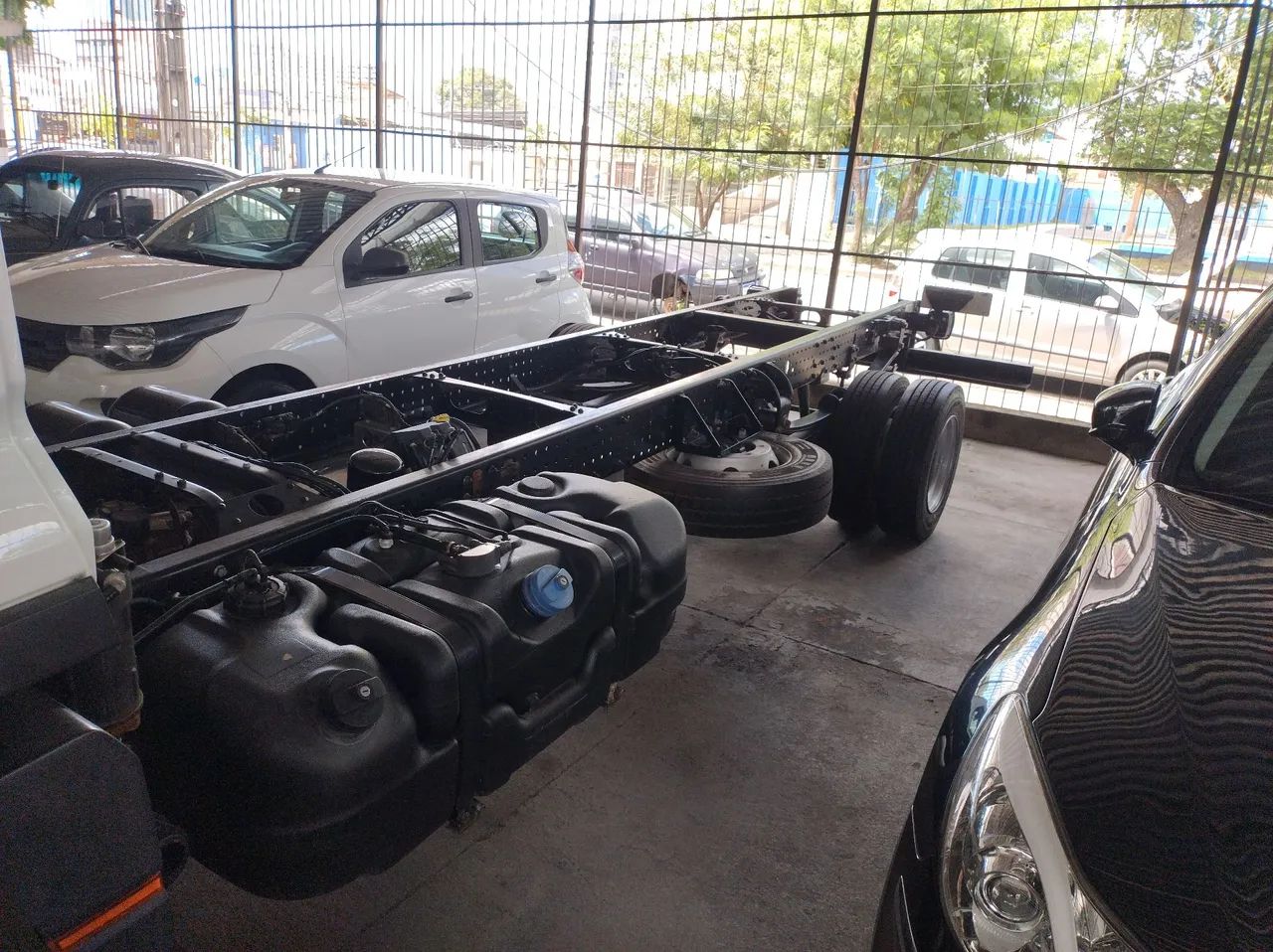 Vw delivery 9.170 prime ano2021 carro extra único dono revisado com ar condicionado comple - Foto 3