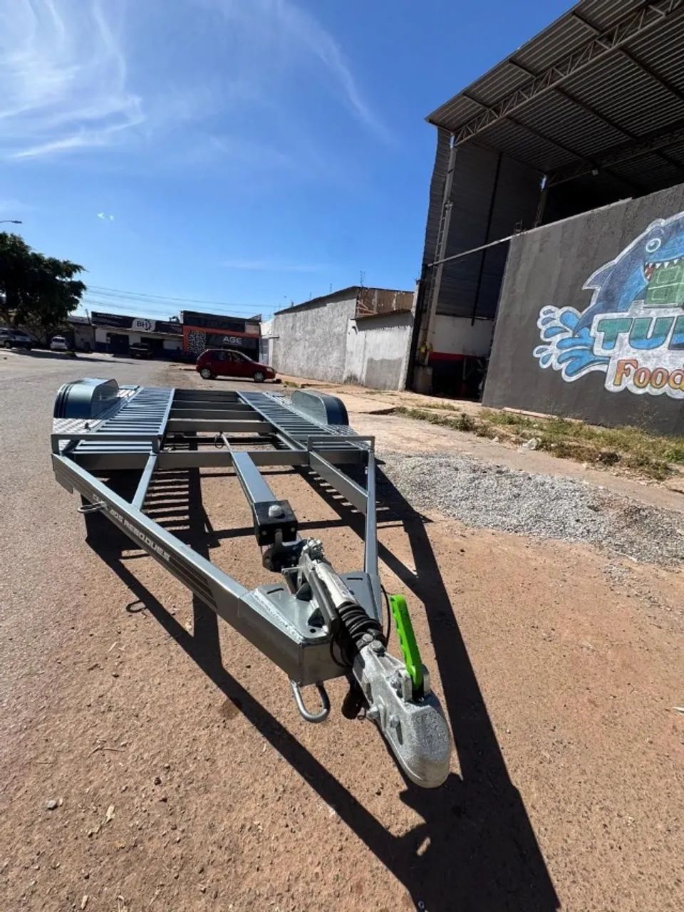 Reboque / carretinha plataforma para carro