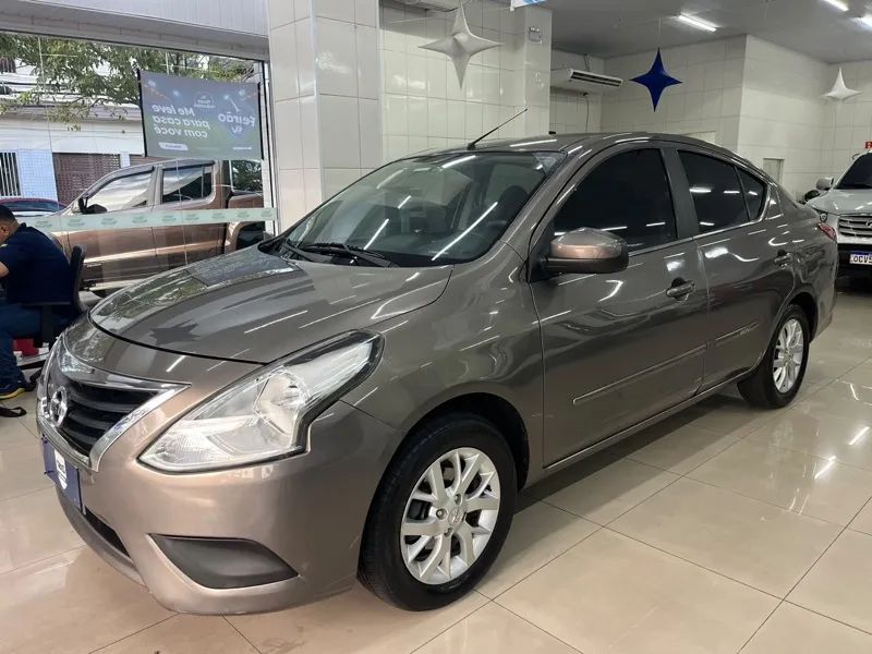 Nissan Versa SV 1.6 16V 2018