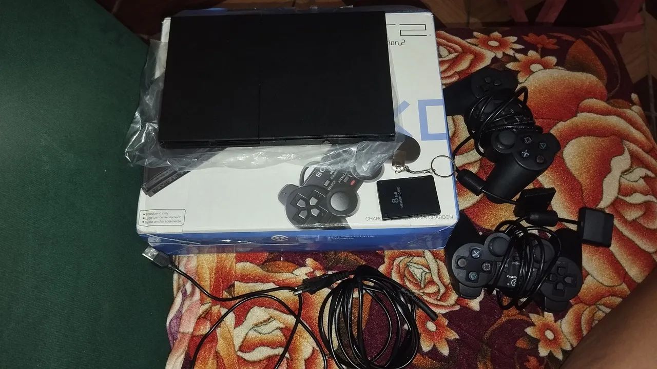 PlayStation 2 na caixa com 2 controles  - Foto 3
