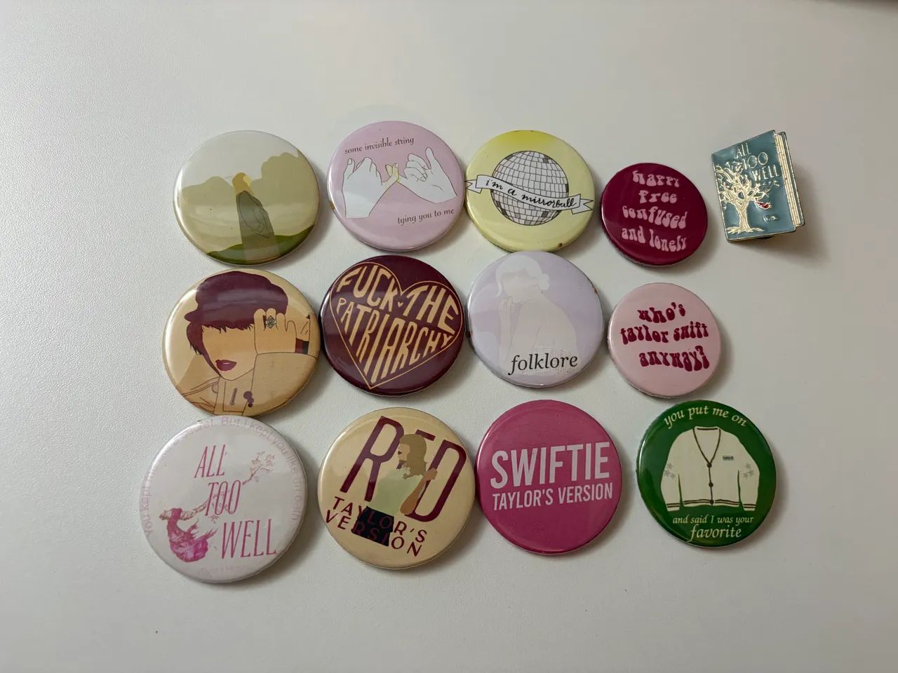 Bottoms e pin Taylor swift variados red folklore 