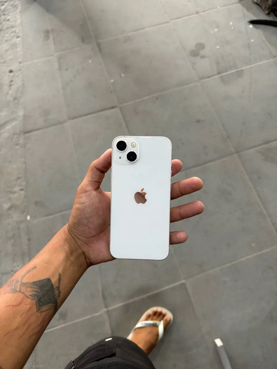 iPhone 13 normal  - Foto 2