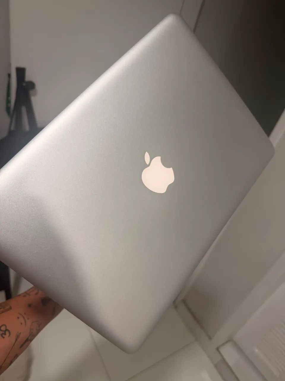 MacBook Pro 13 Early 2011 | i5 | 8GB | SSD 500GB - Foto 4