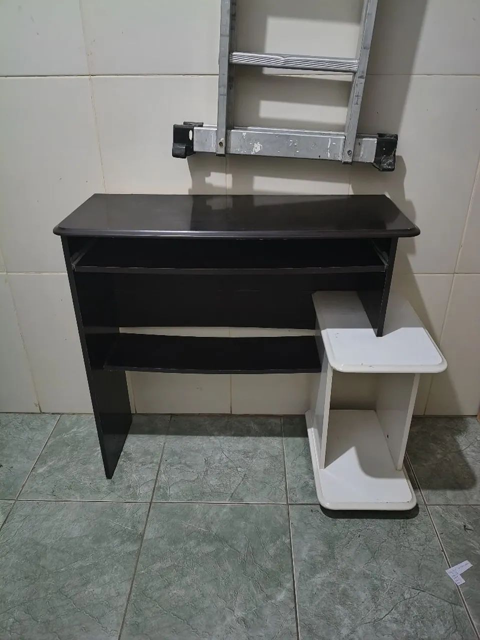Escrivaninha/mesa para computador 