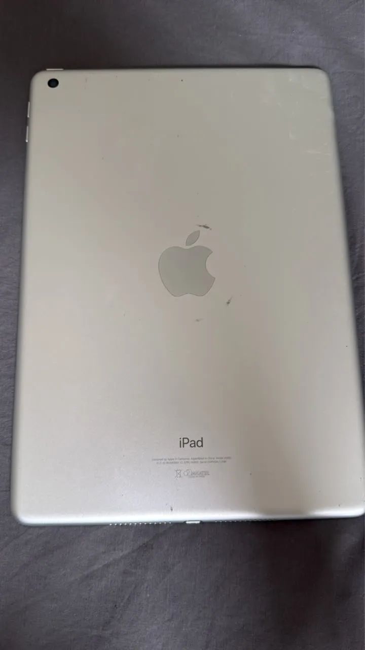 IPAD 6 geração com cabo original  - Foto 2