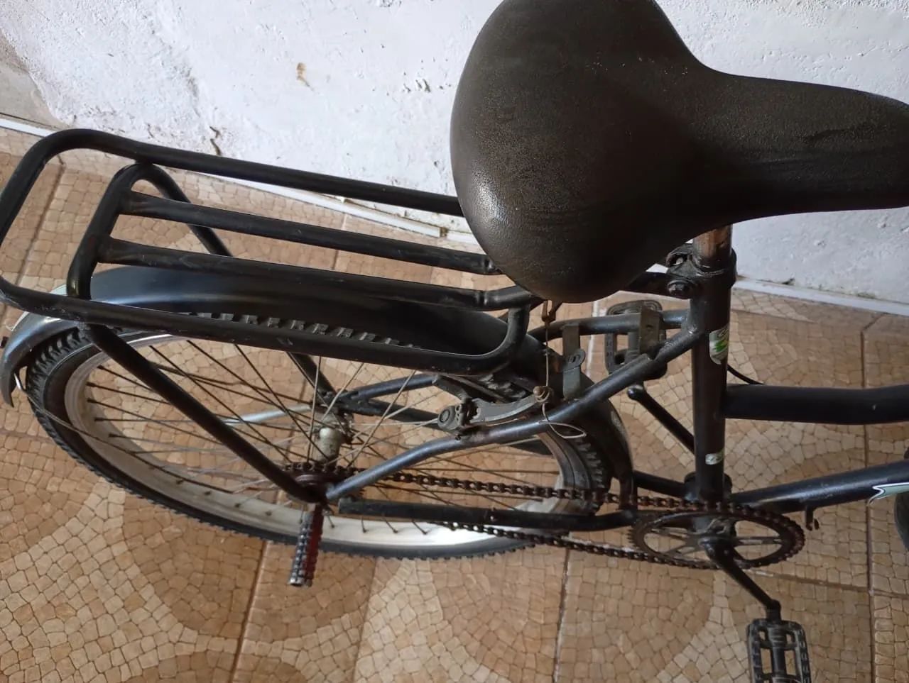 Bicicleta preta aro 26 - Foto 2