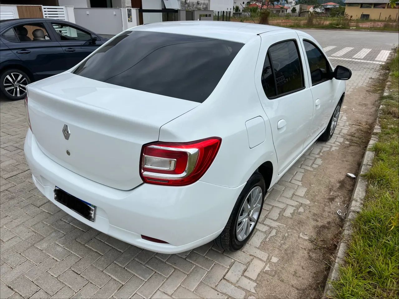 Renault Logan Authentique Flex 1.0 12V 4P 2017 - Foto 3
