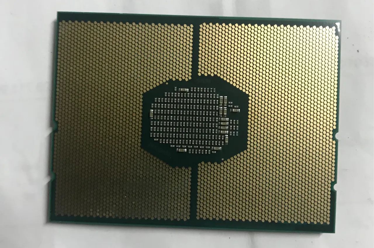 Processador Intel Xeon Silver 4215R 3.20GHZ - Foto 2