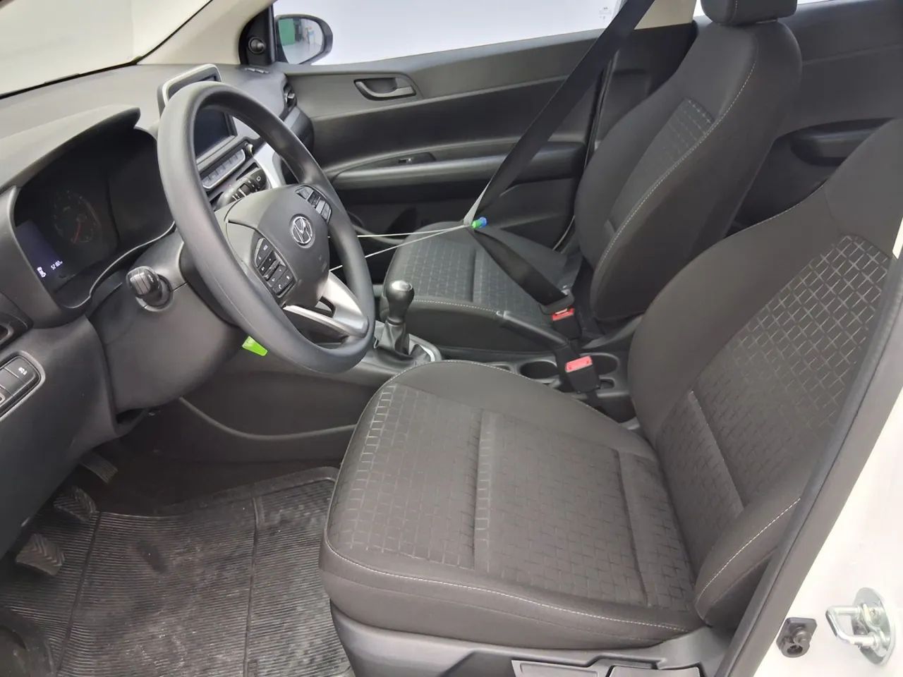Hyundai HB20 Comfort 1.0 Flex 12V Mec., foto 16 de 18