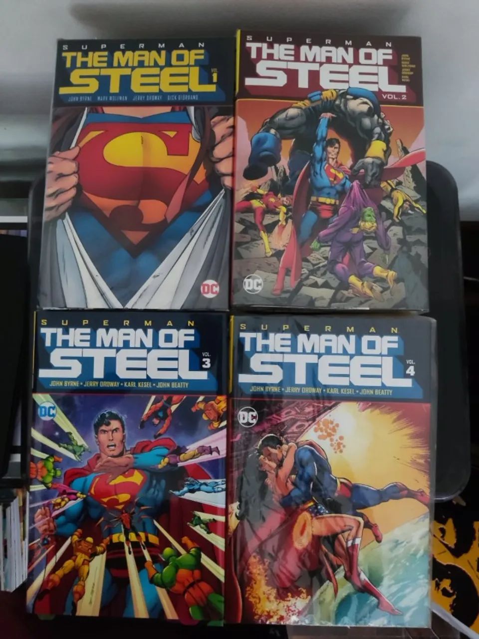 Superman - Man of Steel vol. 1 ao 4 - importado HC John Byrne Batman Dc Comics