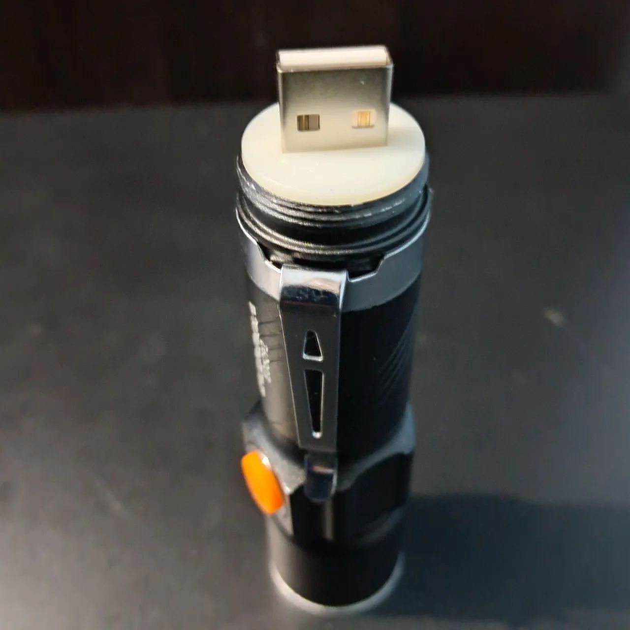 Lanterna Tática Led USB Recarregável - Foto 3