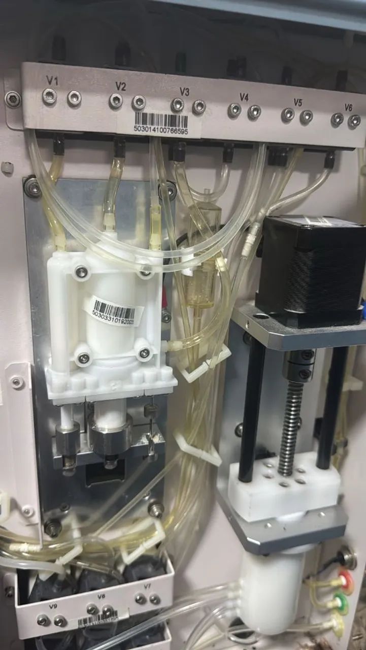 Vendo Contador hematologia automático Max cel 300 - Foto 3