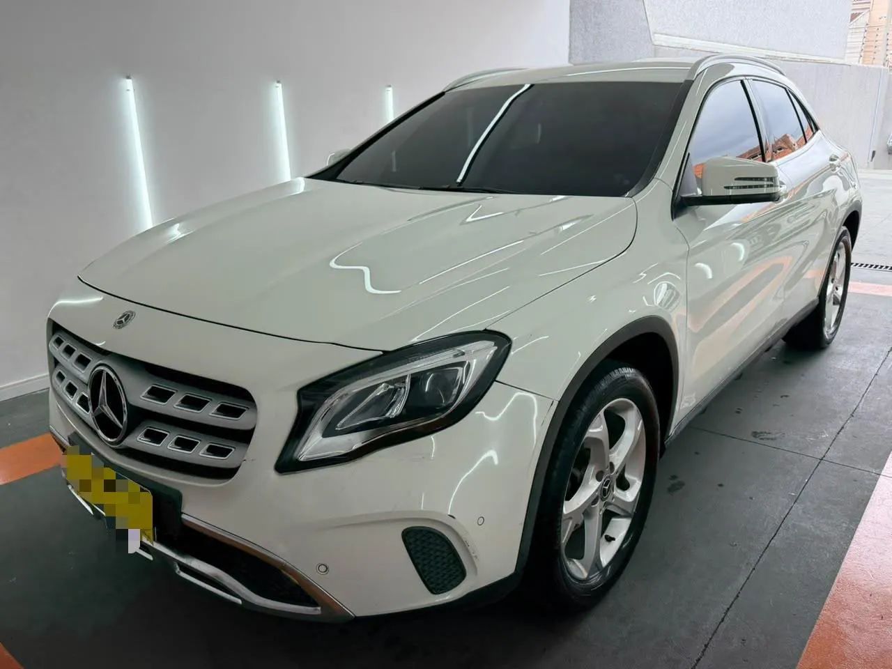 Mercedes-Benz GLA-200 GLA 200 Night 1.6. TB 16V Flex Aut. 2018
