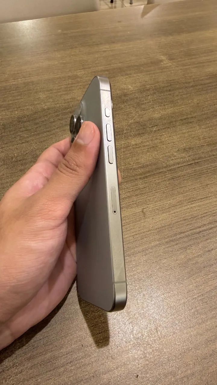 IPHONE 15 PRO 256 EXCELENTE ESTADO - Foto 2