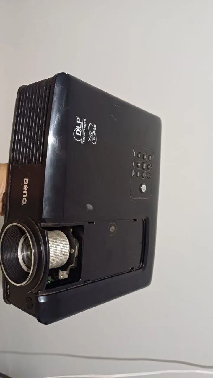 Vendo Data-Show Benq MS510+ Pará concerto ou peças  - Foto 4