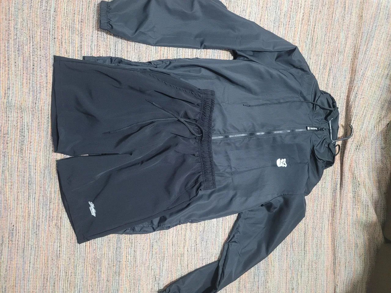 Corta vento e short black targ novos