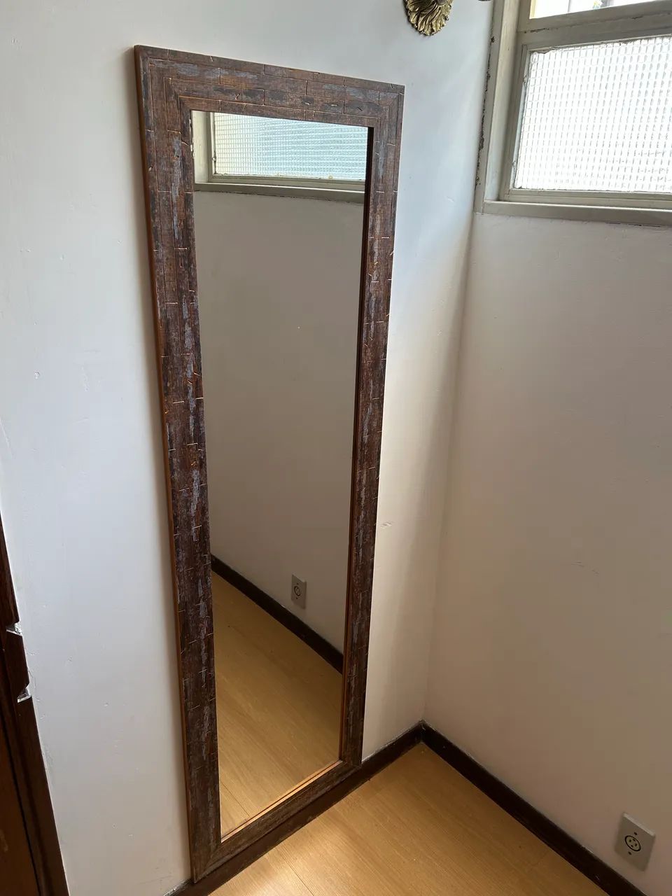 Espelho com moldura decorada  - Foto 4