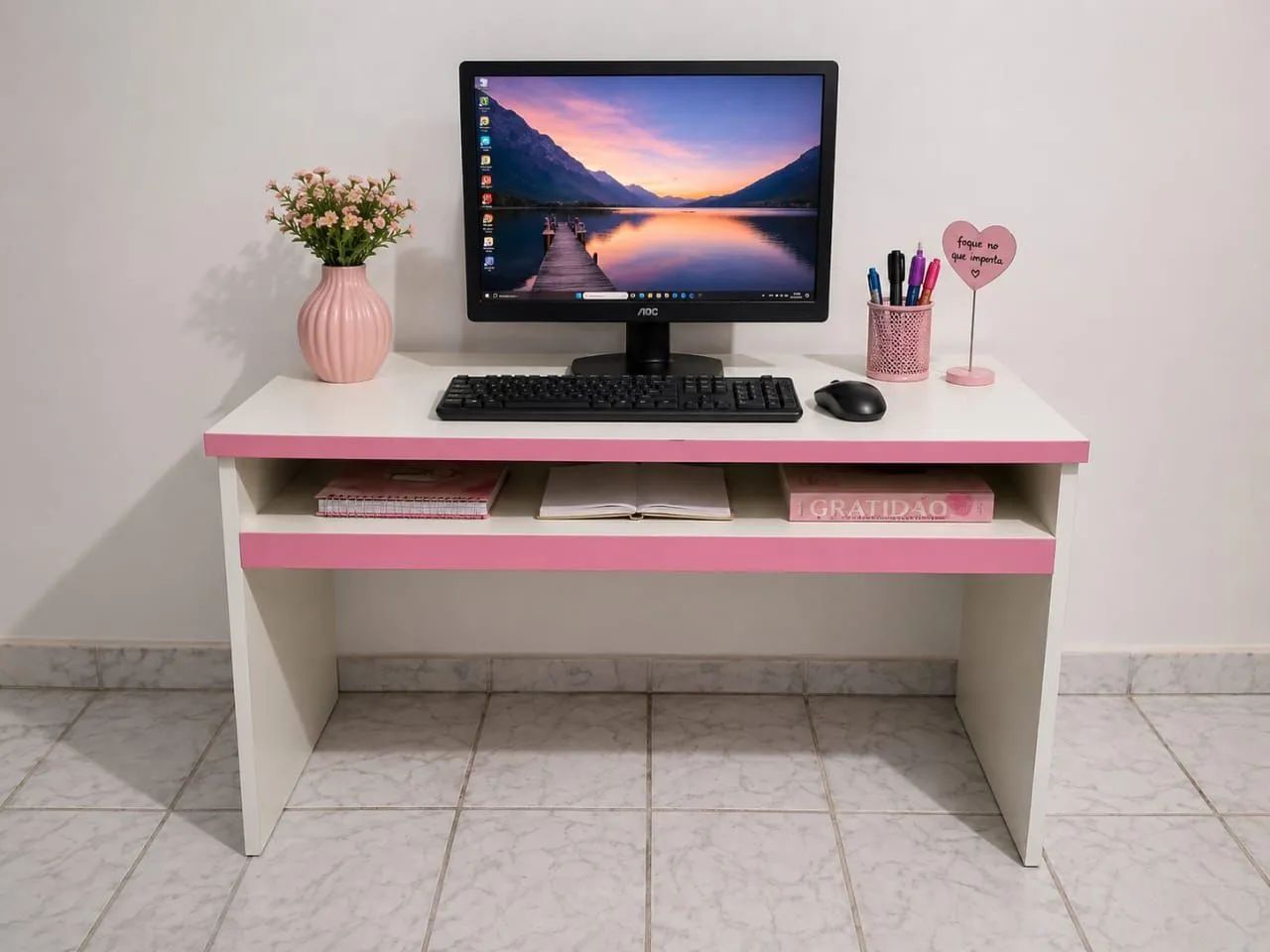 Kit de móveis branco com rosa bem interessante.  - Foto 4