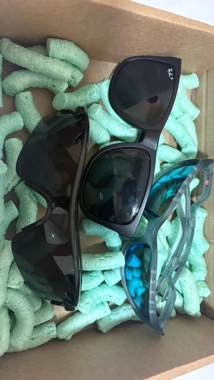 3x Oculos + relógio + corrente 