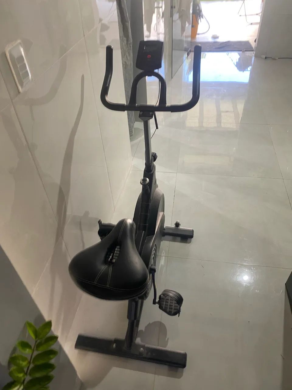 BICICLETA ERGOMÉTRICA  - Foto 2