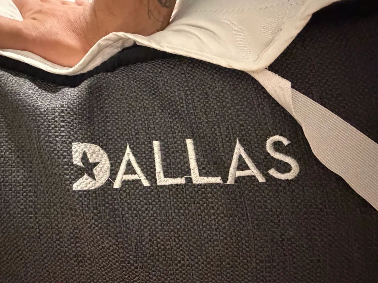 Cama Box Queensize com colchão Dallas - Excelente estado  - Foto 4