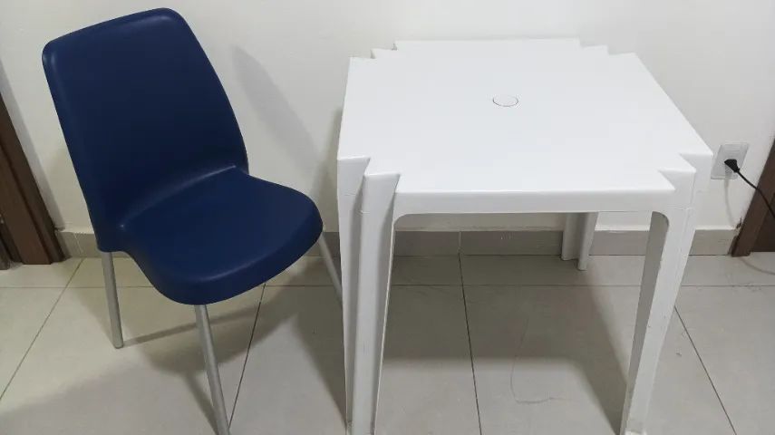 Kit Mesa e Cadeira
