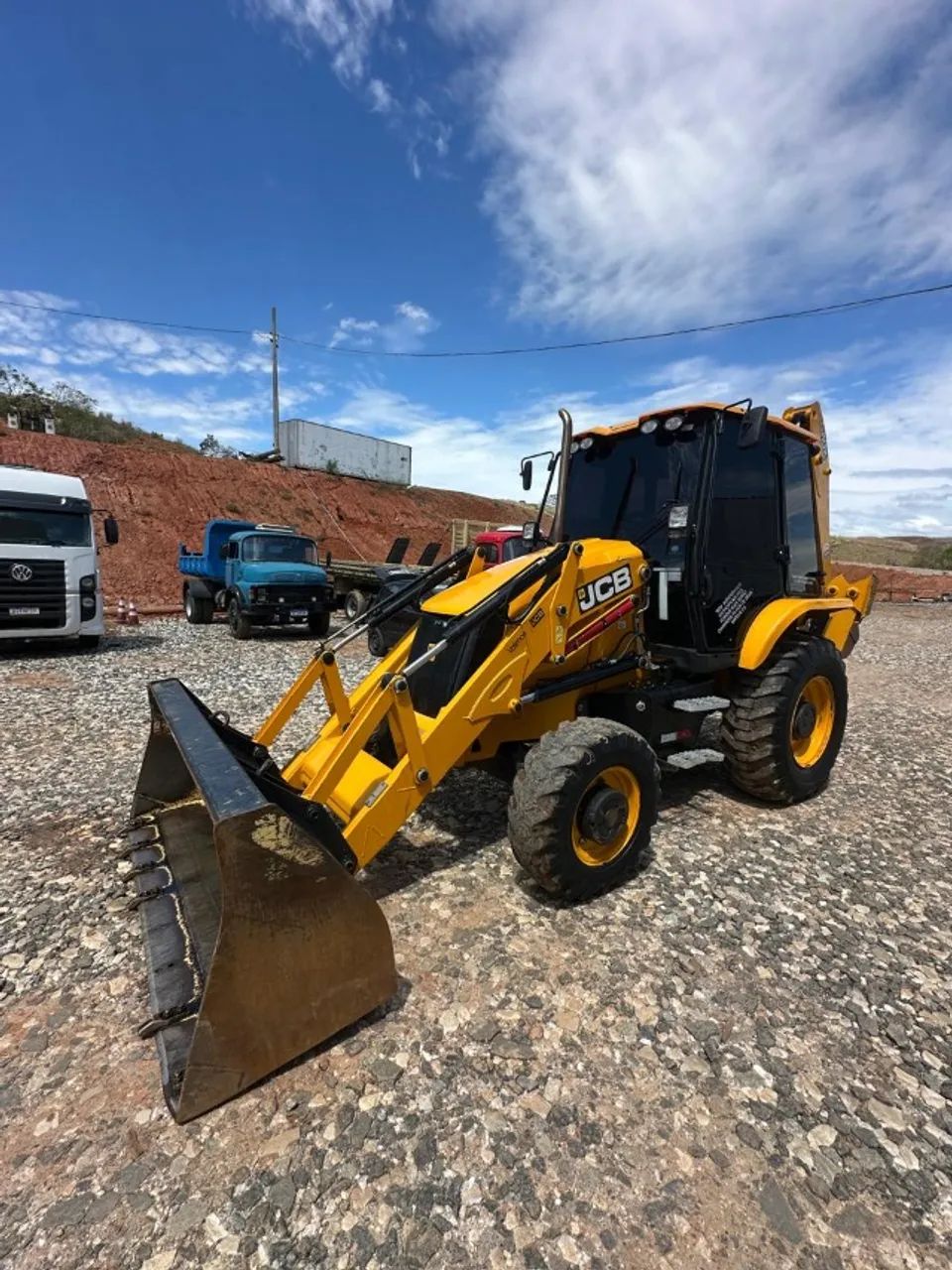 JCB 3CX Plus retroescavadeira