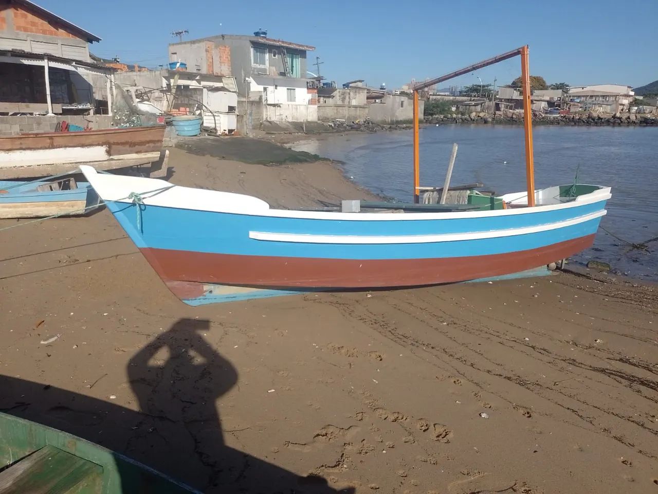 Vendo barco com documento 