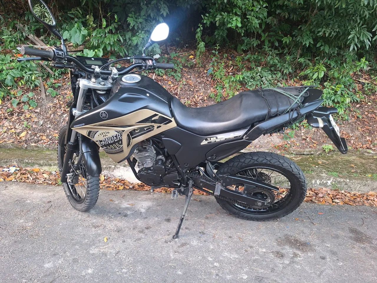 Troco Lander 2021