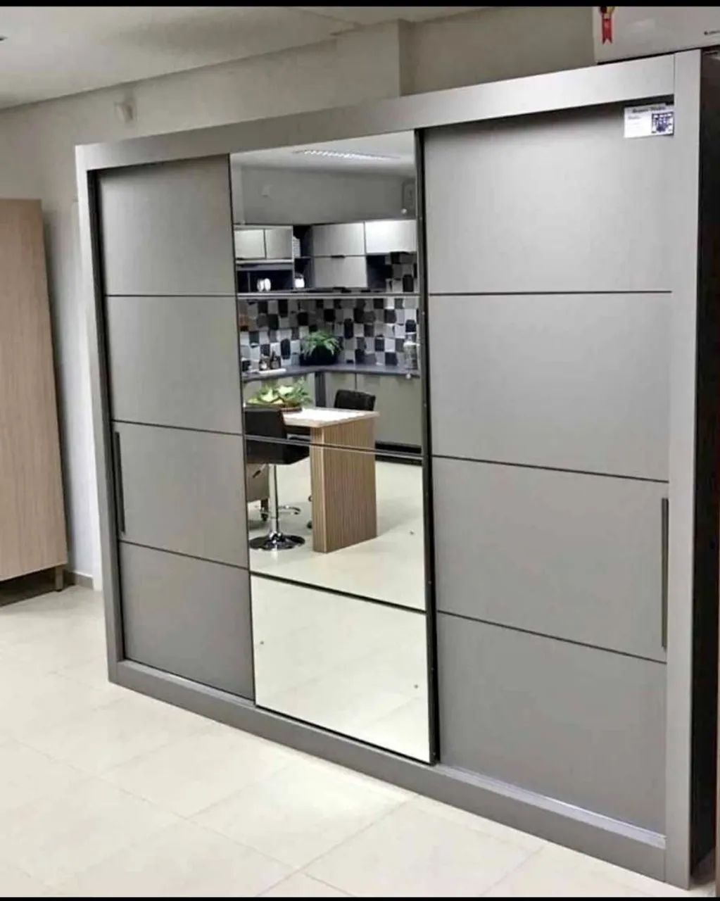 GUARDA ROUPAS NOVO A PRONTA ENTREGA