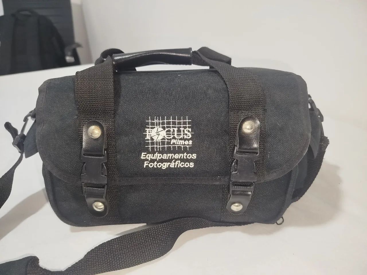 Camera, flash e bolsa - Foto 3