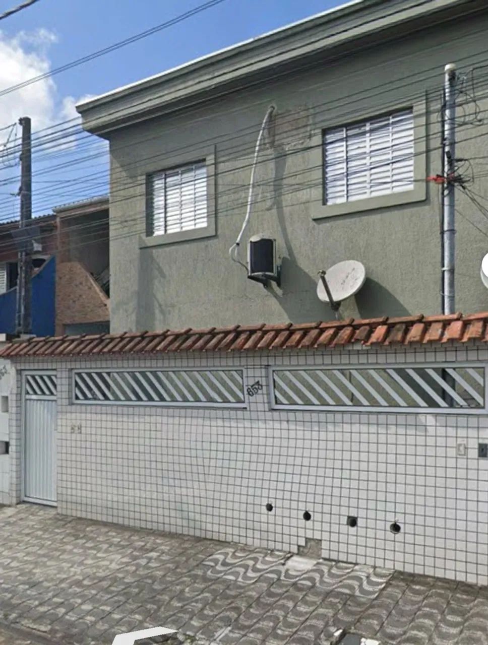 Vendo casa sobreposta alta 