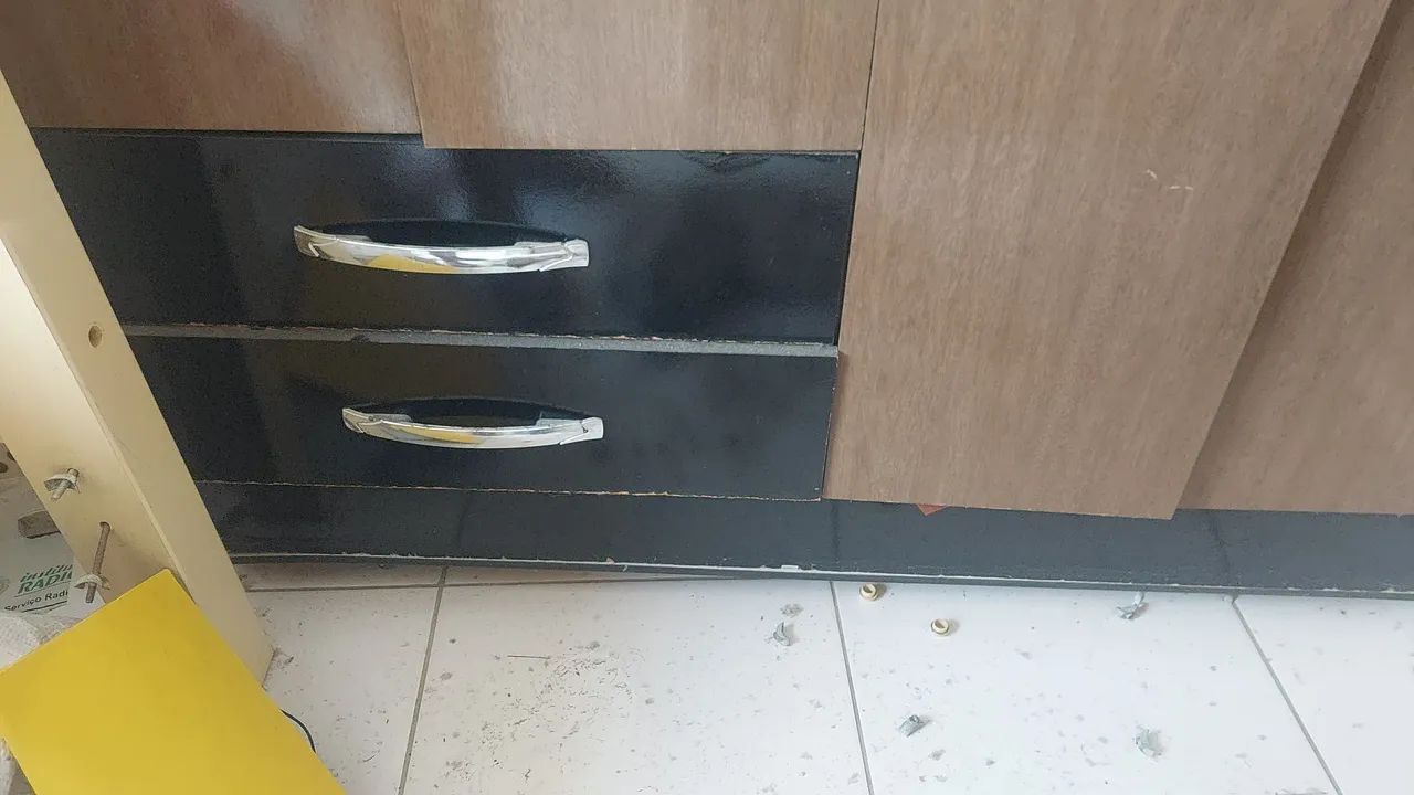 Semi novo e bem conservado!