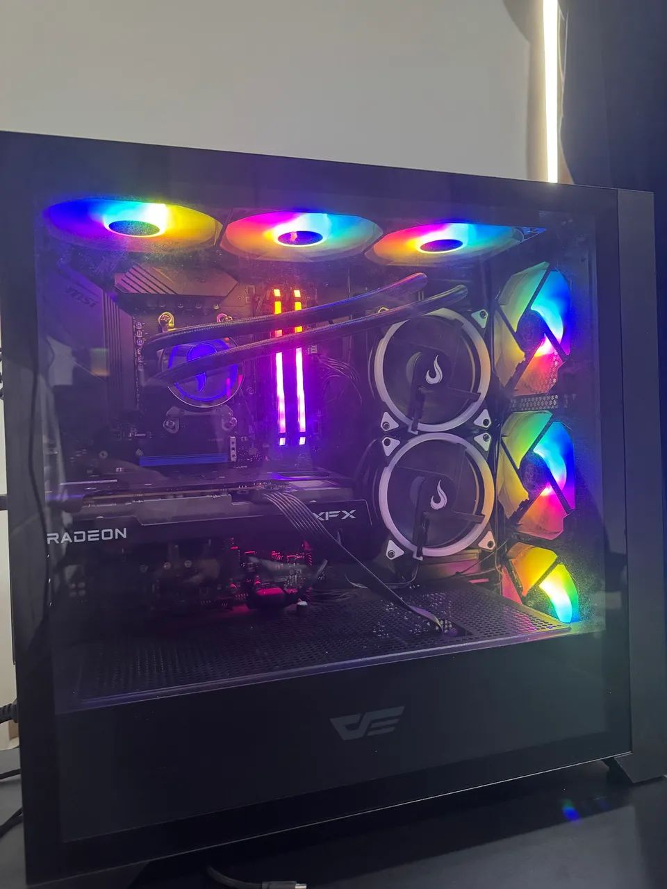 Pc gamer usado com ryzen 9 5900x e rx 6600