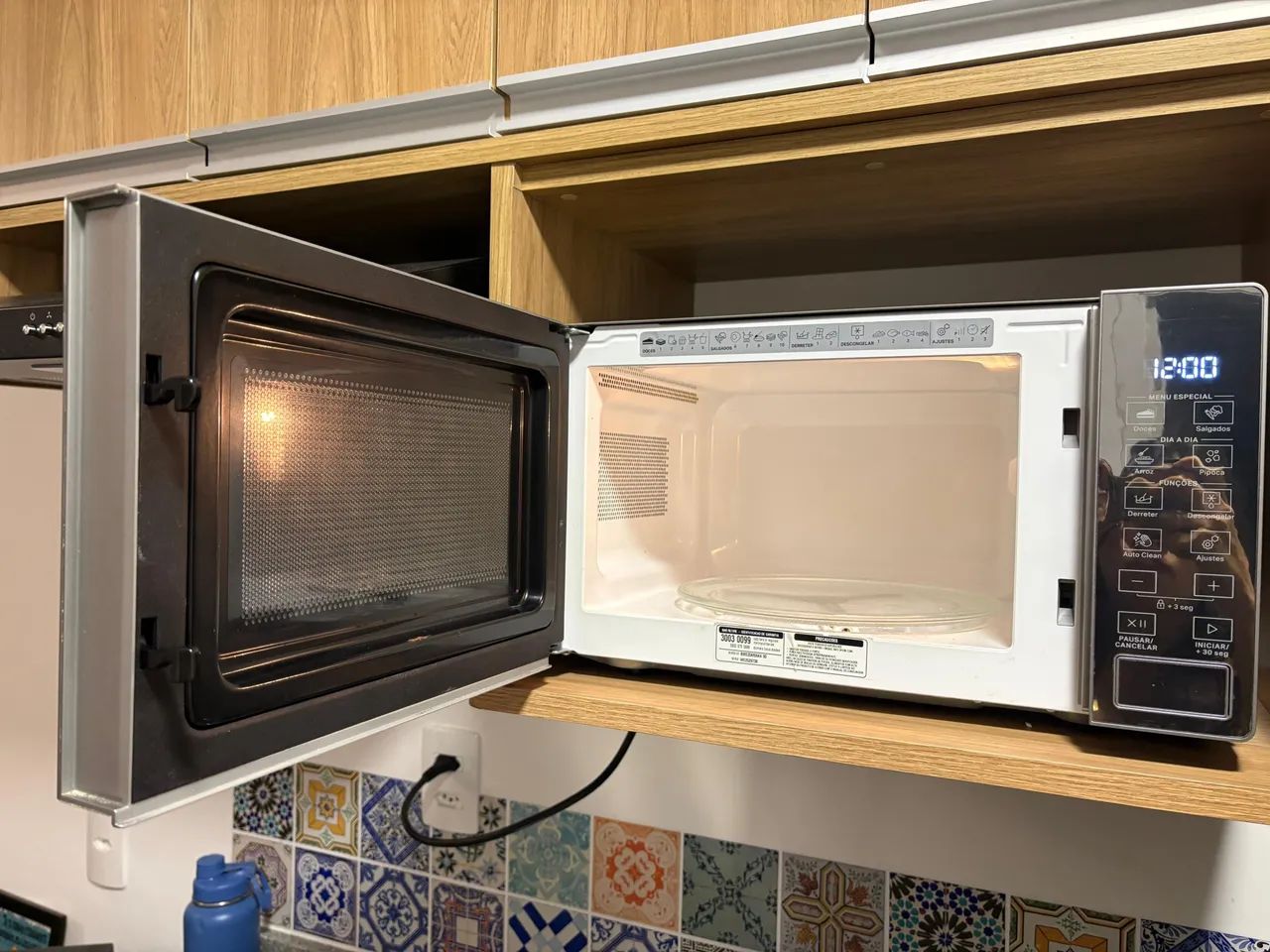 Micro-ondas Brastemp 20L Inox Espelhado - Funcionando Perfeitamente - Foto 2