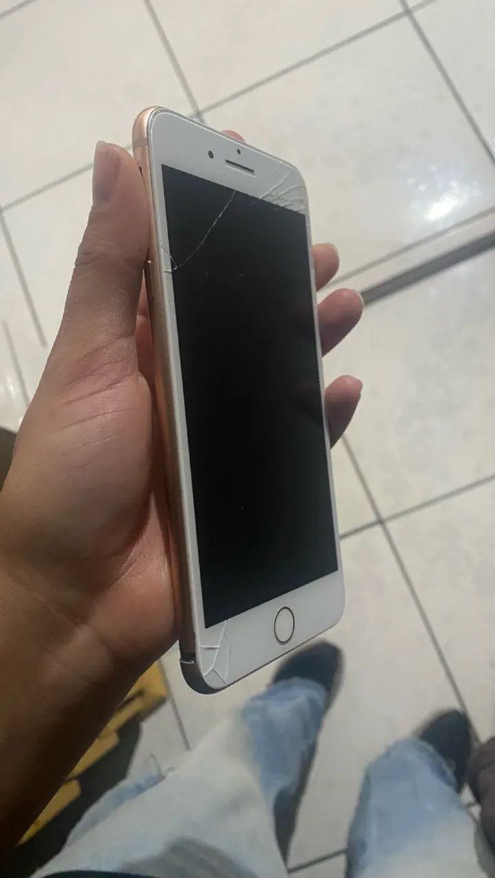 IPHONE 8 PLUS  - Foto 2