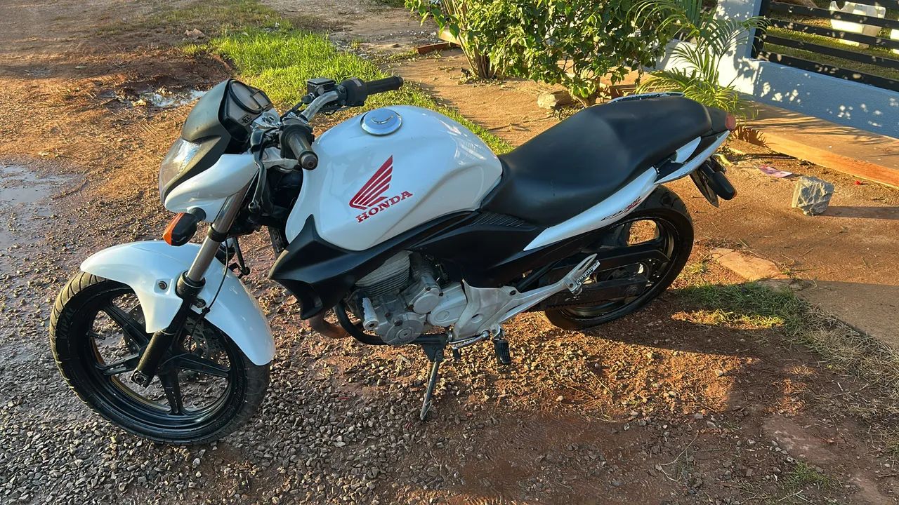 VENDE-SE CB300  - Foto 4