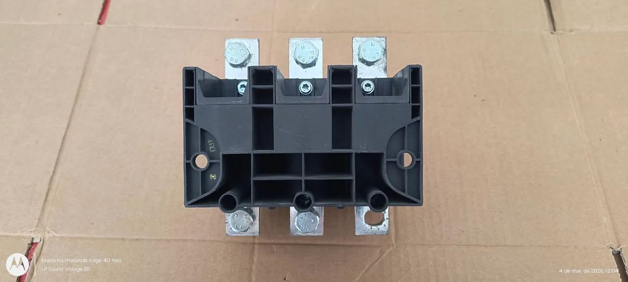 relé térmico industrial da marca Siemens, modelo Sirius 3RB1066-1LG0.  - Foto 4