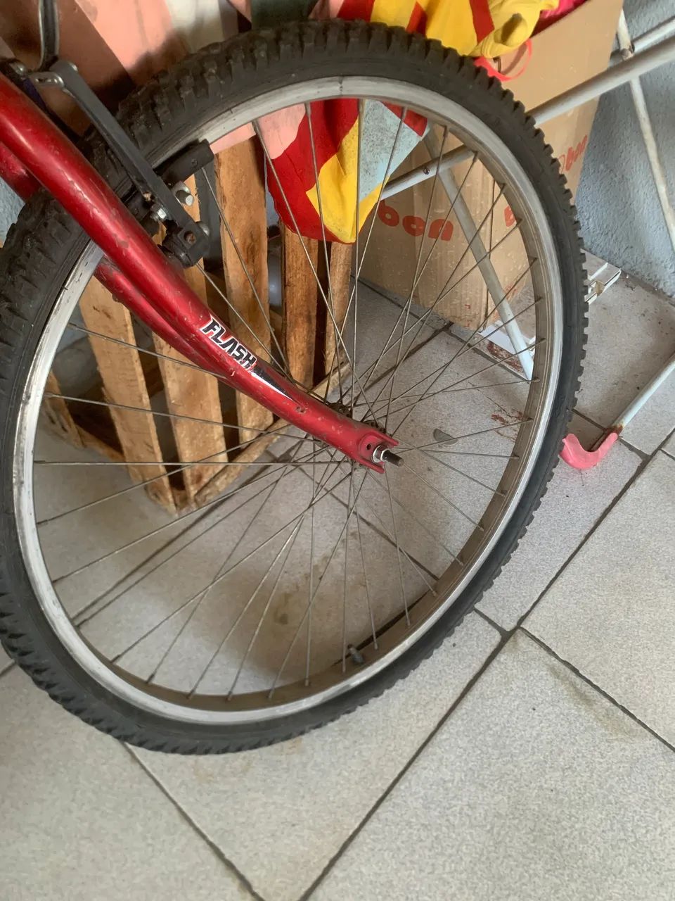Bicicleta caiuru vermelha - Foto 3