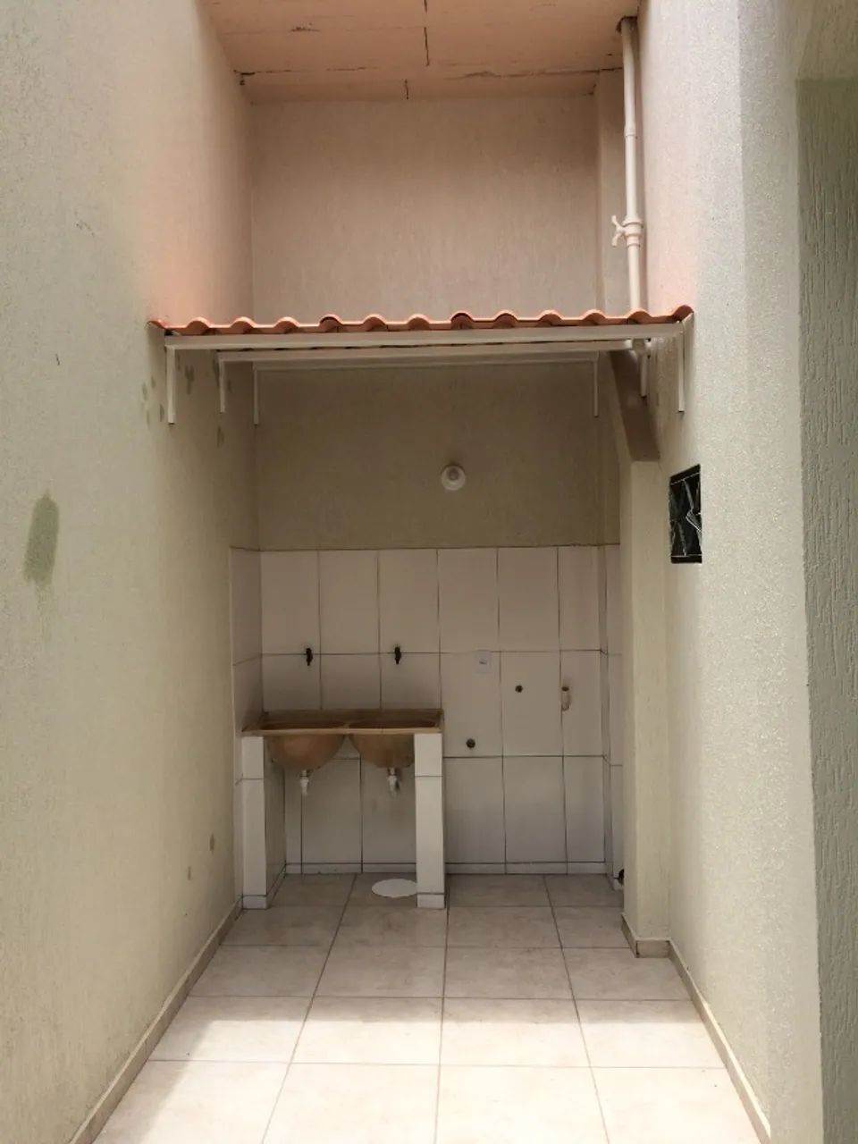 Aluguel de apartamento de um (01) quarto - Foto 4