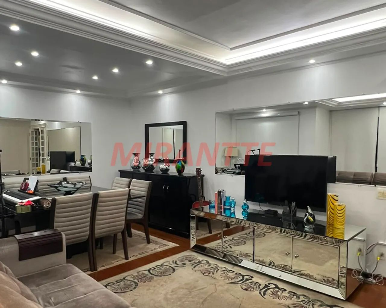 Apartamento de 170m² com 4 quartos em Santana