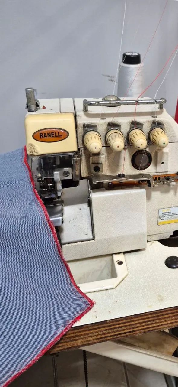 Maquina interlocker 