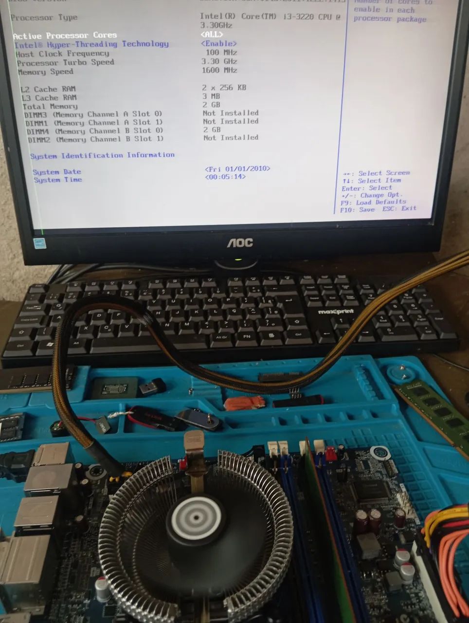 Placa Mãe Intel LGA 1155 + i3 3220 C/cooler 