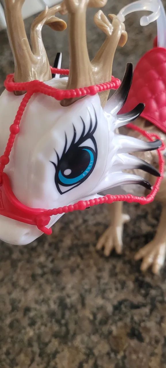 Boneca Ever After High Dragão - Foto 4