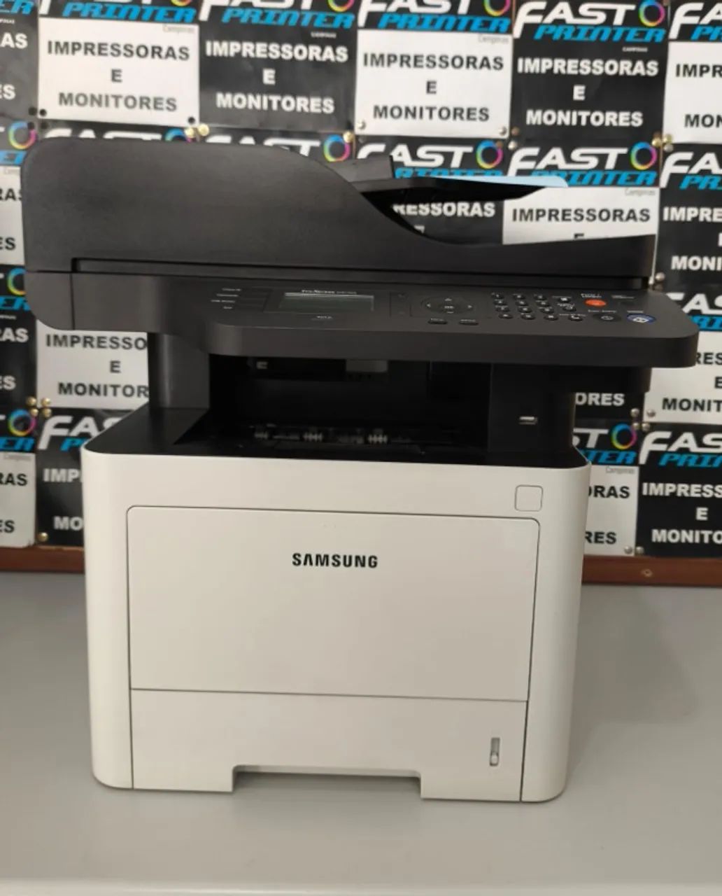 Impressora multifuncional laser Ethernet
