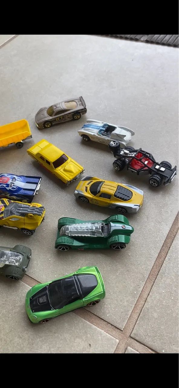Carrinhos hotwheels  - Foto 2